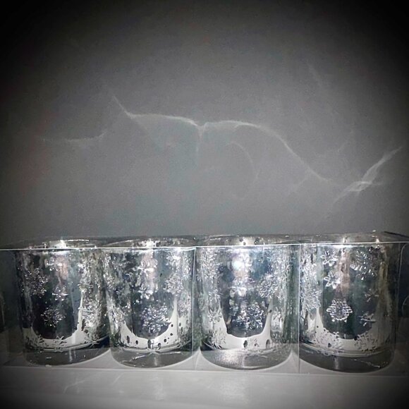 Silver Mercury Glass Tumblers approx 8 oz Candle Holder Drinks Decor Snowflakes - Picture 4 of 7